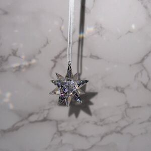 SWAROVSKI CRYSTAL 2024 CLASSIC SHIMMER STAR ORNAMENT SMALL #5551837 BRAND NIB